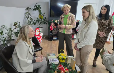 „Žute ruže“ zamirisale u Smederevskoj Palanci - slika 2