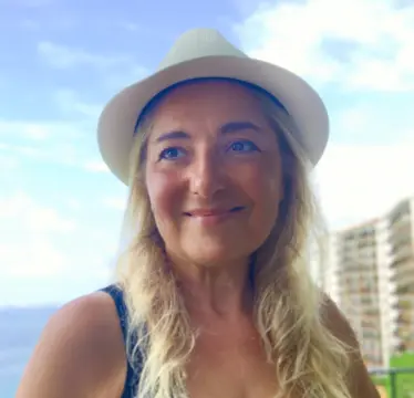 Aleksandra Veljović Ćeklić: Život je sasvim slučajna komedija - slika 1