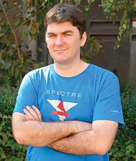 Onlajn smo, dakle postojimo – intervju sa Aleksandrom Ilićem, autorom romana „PR“ - slika 2