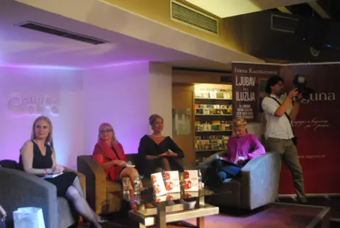 U Beogradu održana promocija knjige „Ljubav bez iluzija“ Ivane Kuzmanović - slika 1