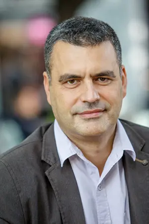 Književnik Slobodan Vladušić: Veliki juriš na fenomen rata - slika 1