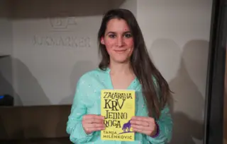 Alegorija o surovom odrastanju: predstavljen roman „Začarana krv jednoroga“ autorke Tanje Milenković