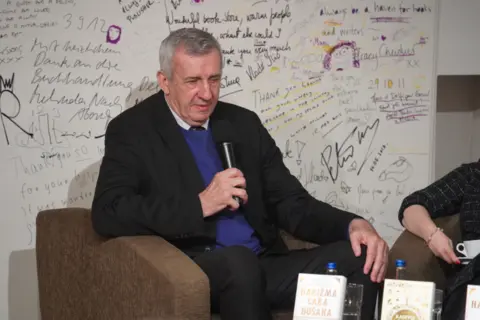 Da li je car Dušan bio harizmatičan i kako je živeo običan narod u Vizantiji: Predstavljene knjige istoričara Koste Nikolića i Radivoja Radića - slika 1