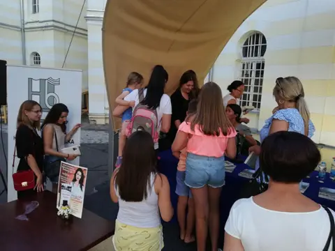 Održana promocija Jelene Bačić Alimpić u Gradiški - slika 3