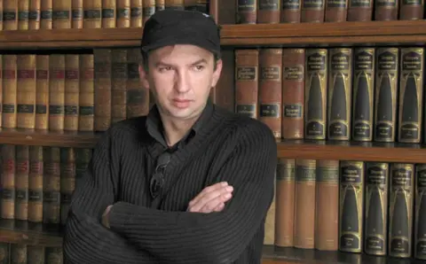 Intervju: Uroš Petrović, dobitnik priznanja Plavi čuperak za knjigu „Karavan čudesa“ - slika 1