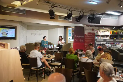 Priča o pravom prijateljstvu – „Leto kad je nestala Sara Leroj“ - slika 3