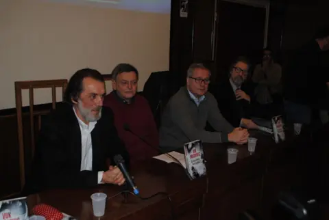 Promovisan novi roman Vuka Draškovića u Kolarčevoj zadužbini - slika 1