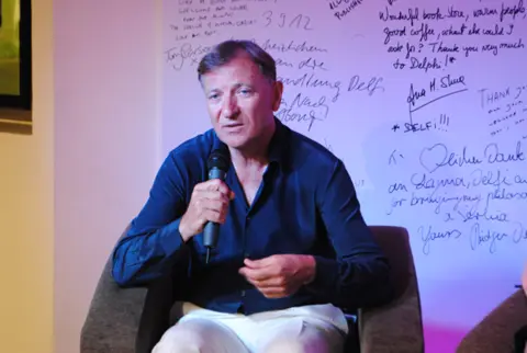 Predstavljen roman „Slučaj Vinča“ Gorana Milašinovića - slika 2