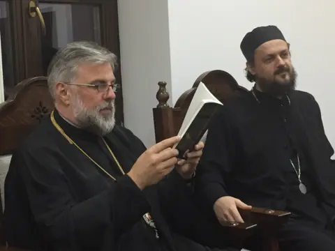 U Prizrenu promovisana zbirka „Preko praga“ vladike Grigorija - slika 2