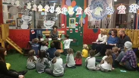 Promocija „Mravca Mrava“ u igraonici u kojoj raste trava! - slika 2