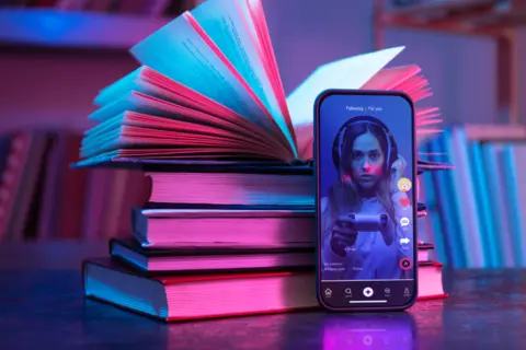 still-life-books-versus-technology