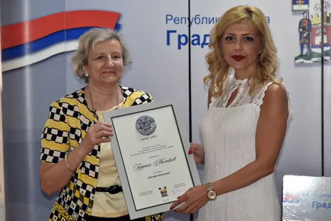 „Maleni cvet“ za Gordanu Maletić i knjigu „Katarke Beograda“ - slika 1