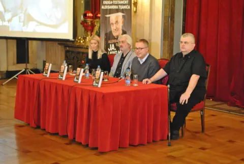 Održana promocija knjige „Ja. I niko moj“ Aleksandra Tijanića - slika 1