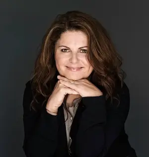 Sara Bledel: Napisati knjigu zahteva mnogo discipline - slika 1