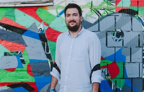 Stefan Tićmi: Potrebno je dovoljno dugo da se žmuri - slika 1