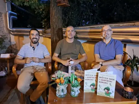 Promocija knjige „Veštica Saga i vampirski komarci“ održana u Valjevu - slika 1
