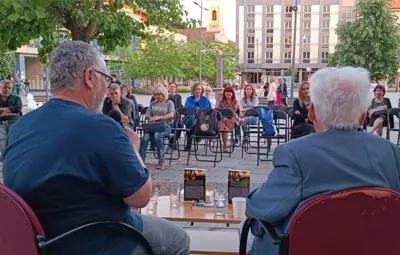 IMG-1d640889c049f30969c508d8965896cb-V