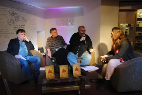 Predstavljena knjiga priča „Tajna crvenog zamka“ Vuleta Žurića - slika 1