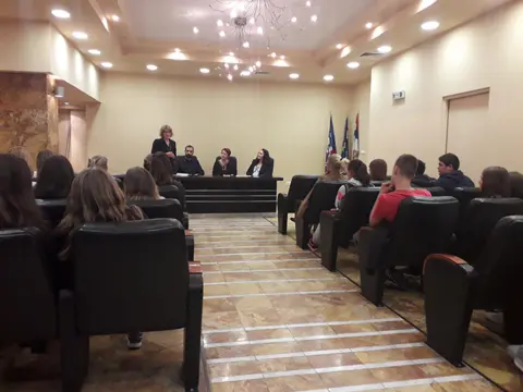 „O ljubavi i drugim moronima“ u Mladenovcu - slika 2