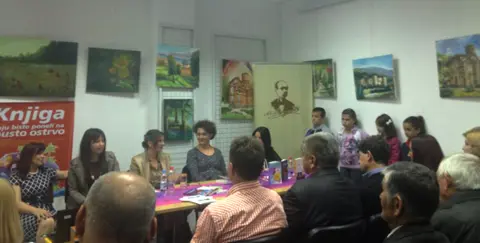 Jelica Greganović gostovala u Narodnoj biblioteci u Rekovcu - slika 2