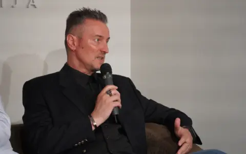 „To što podigne čoveka metar od zemlje – to je književnost“ - slika 1