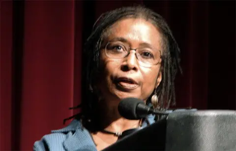 Slobodan duh: Alis Voker - slika 1