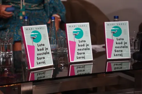 Priča o pravom prijateljstvu – „Leto kad je nestala Sara Leroj“ - slika 2