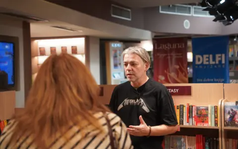 3 laguna