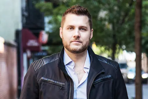 Mark Manson: Batalite obaveze i prepustite se knjigama - slika 1