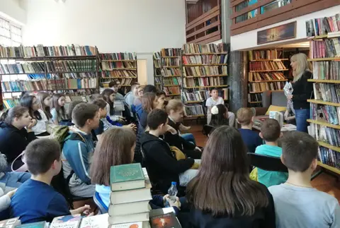 Lela Stojanović predstavila svoje knjige u Kostolcu - slika 2