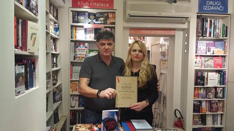 Roman „Rođeni zli“ ovenčan nagradom „Vodič za život“ za najbolji urbani narativ - slika 1