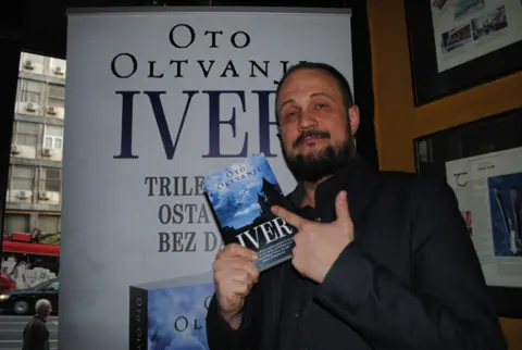 Održana promocija romana „Iver“ Ota Oltvanjija - slika 1