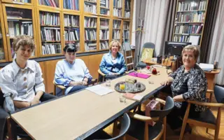 „Ptica koja pamti nebo“ pred novosadskom publikom