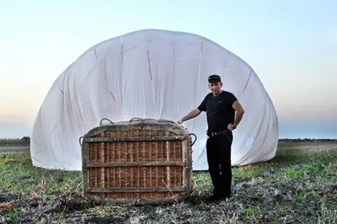 Uroš Petrović: Nestašni skupljač bumeranga - slika 1