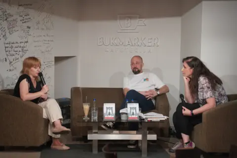 Krimić sa neobičnim receptom – „Sva siročad Bruklina“ predstavljen na Književnom klubu - slika 1