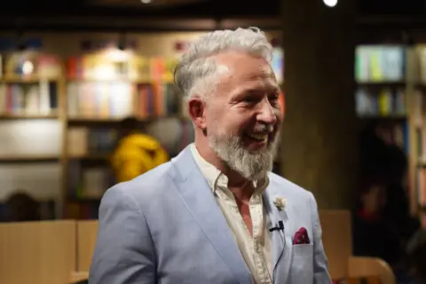 Dizgram, autor knjige „Sebi duguješ sve“: Jednostavnost je važna - slika 1