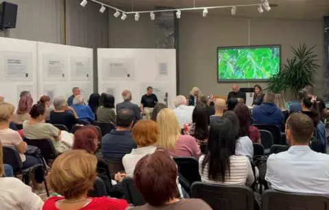 Održano književno veče Milana Ružića u Čačku - slika 2