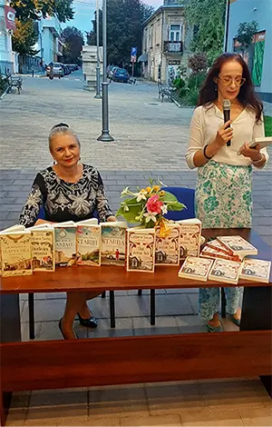 Promocija romana ,,Dok svetac bdi“ u Smederevskoj Palanci: Među svojima - slika 1