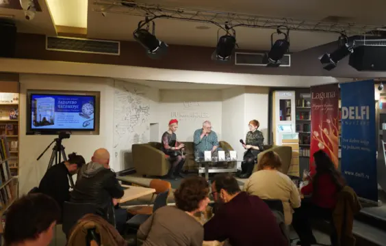 Traganje za iskupljenjem na uzbudljivoj i surovoj pustolovini od Svete Gore do Moskve: Aleksandar Tešić predstavio knjigu „Lazarevo časomerje“ - slika 2