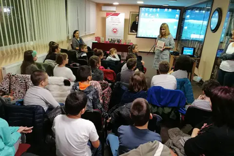 Predstavljena knjiga „Sofijine mudrolije s Markom Kraljevićem“ Aleksandre Mihajlović (ili Kako lakše razumeti epsku pesmu) - slika 1