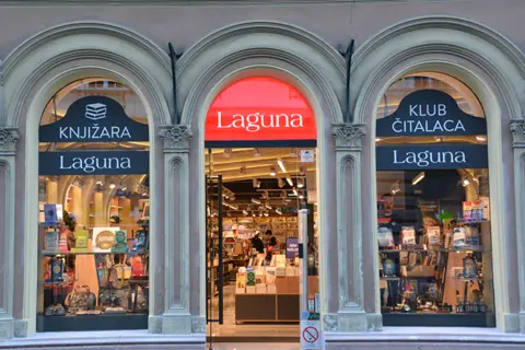 Druženje sa piscima u novoj knjižari Delfi u Knezu - slika 1