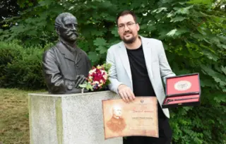 Zmajev pesnički štap Stefanu Tićmiju