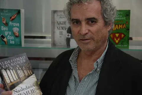 Ildefonso Falkones: „Treba verovati TV autorima“ - slika 2