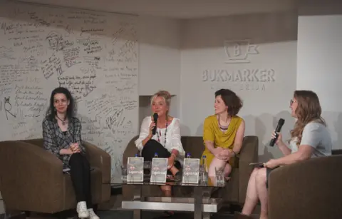 Pred beogradskom publikom predstavljen roman „Leptirica“ Aleksandre Veljović Ćeklić - slika 1