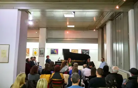 U Kruševcu predstavljen roman „Sudbine plešu tango“ Mladena Stevanovića - slika 1