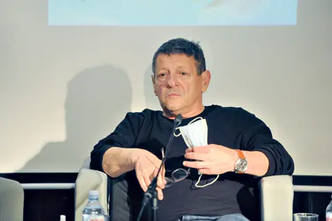 Oslobađajući humor i istina o našim stranputicama – o „Kontraendorfinu“ na tribini „Odjek NIN-ove nagrade“ - slika 1