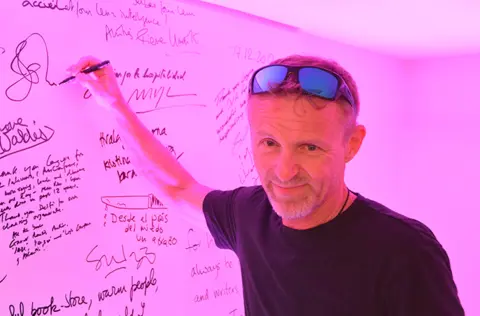 Nesbe: „Moj posao je da ne budem lojalan čitaocima“ - slika 2