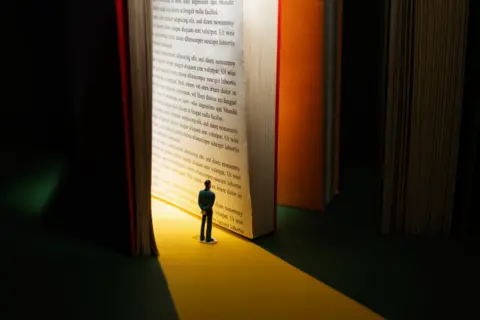 f2-books-imagination-still-life