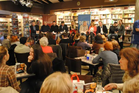 Dame uživale u poeziji Miroslava Antića - slika 1