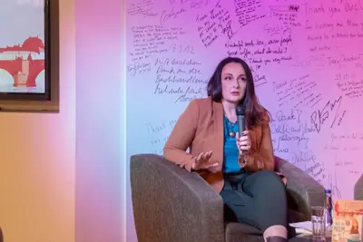 Foto-Laguna-32470x300